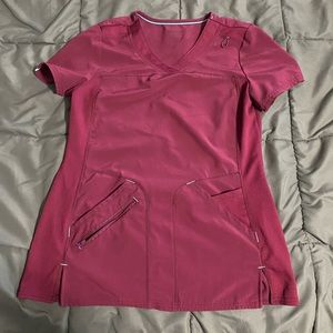 Scrub top (part of set listed)